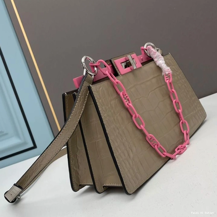 Affordable HOT Bag Fendi In Leather Coffee Peekaboo Crocodile Cut Medium 0726